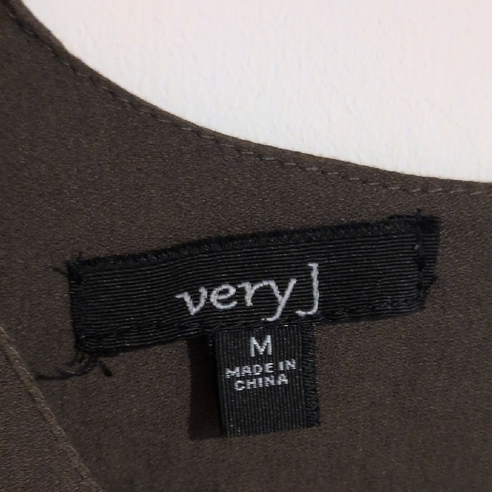 Very J Olive Tunic Top - Picture 2 of 5